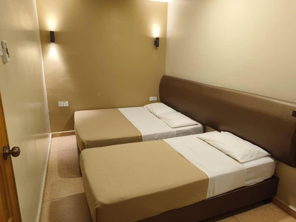 The Pines Hotel Kampung Kuala Terla Ngoại thất bức ảnh