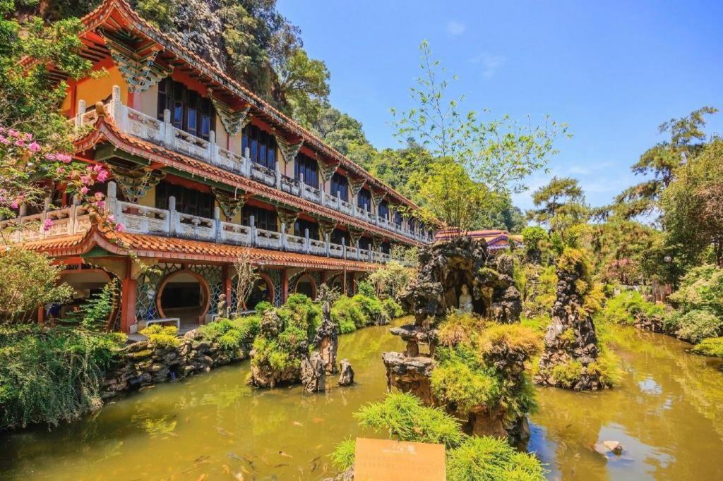 The Pines Hotel Kampung Kuala Terla Ngoại thất bức ảnh